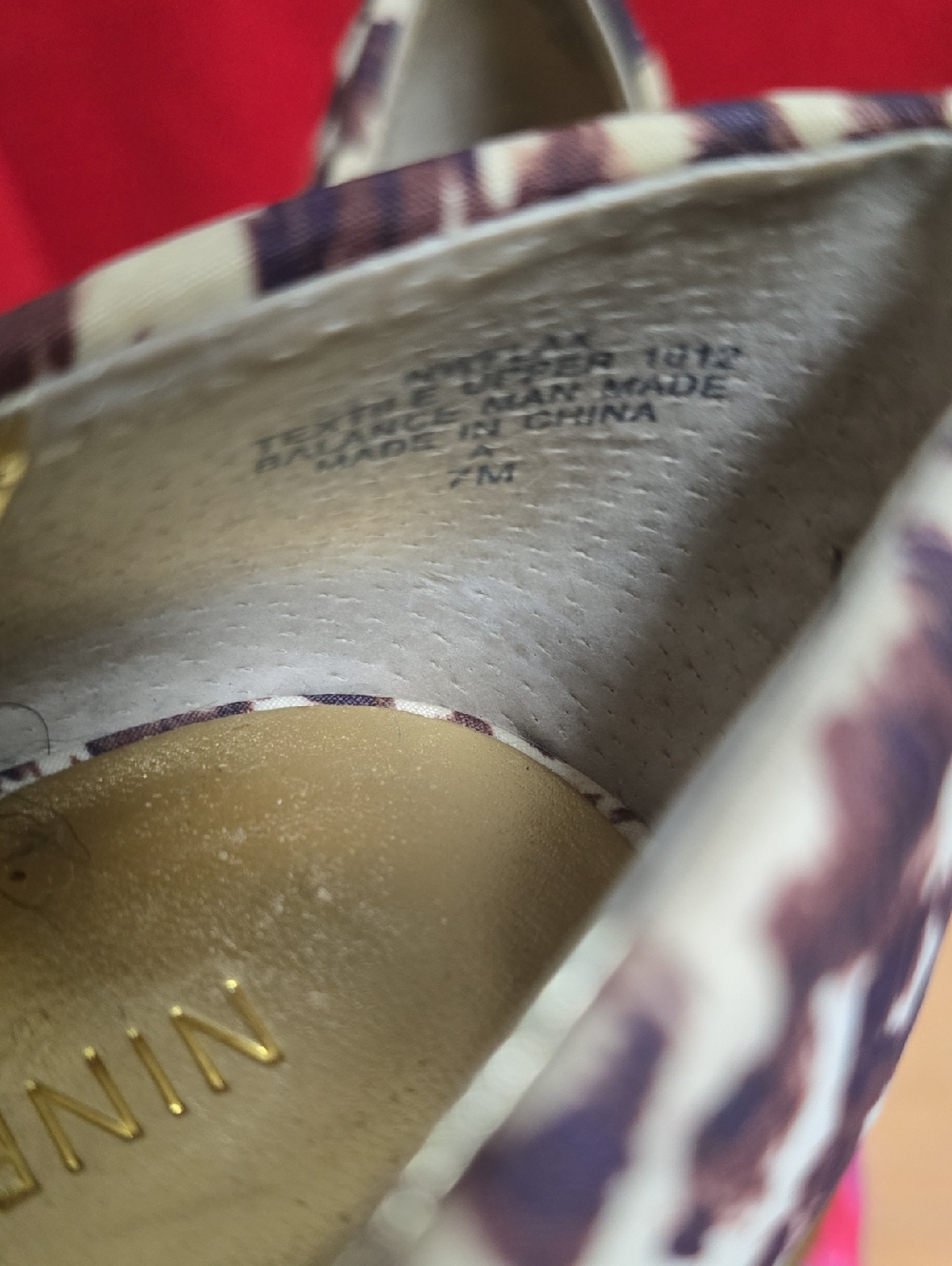 Nine West floral fabric heels size 7M - Picture 3 of 4